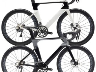 2020-CANNONDALE-SYSTEMSIX-CARBON-ULTEGRA-DISC-ROAD-BIKE