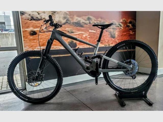 2022-Specialized-Turbo-Levo-SL-Comp-Carbon