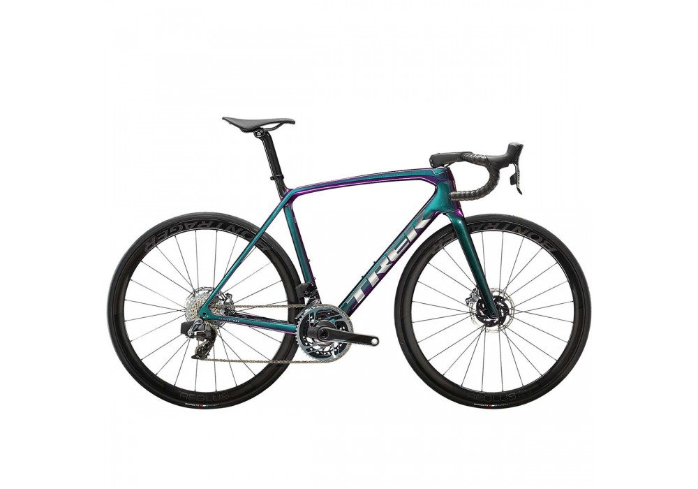 2022-TREK-EMONDA-SLR-9-ETAP-ROAD-BIKE-03
