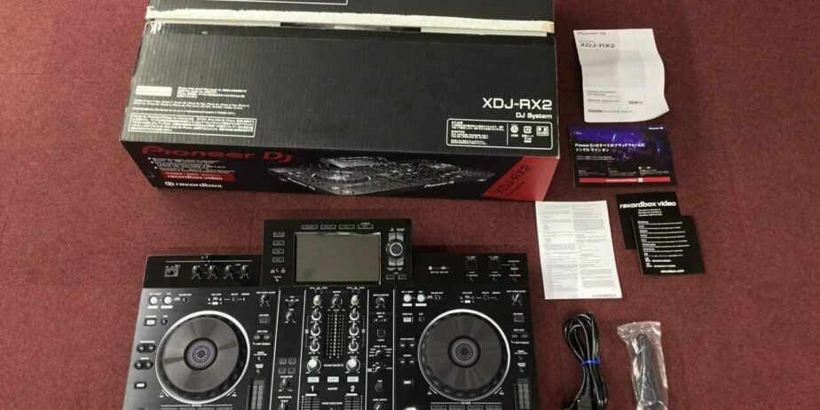 Pioneer-DJ-XDJ-RX2-All-in-One-DJ-System-CDJ1