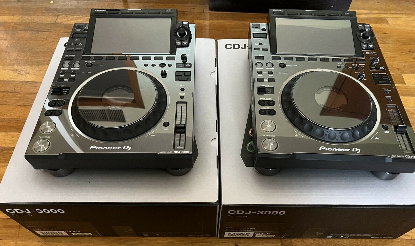 DJ-2-2