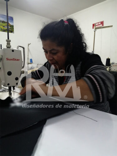 fabricantes-de-Mochilas-para-Asociaciones-en-Quito