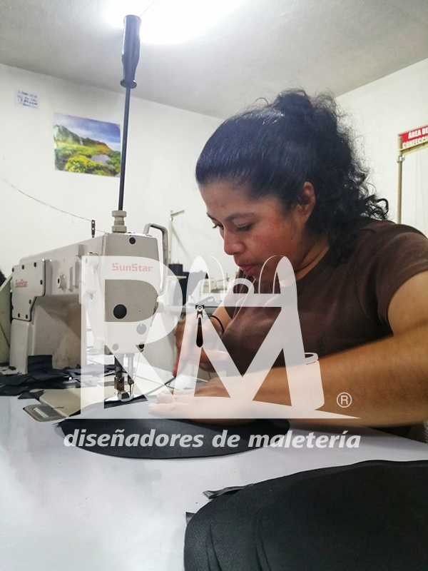 donde-fabrican-mochilas-en-Quito-ecuador