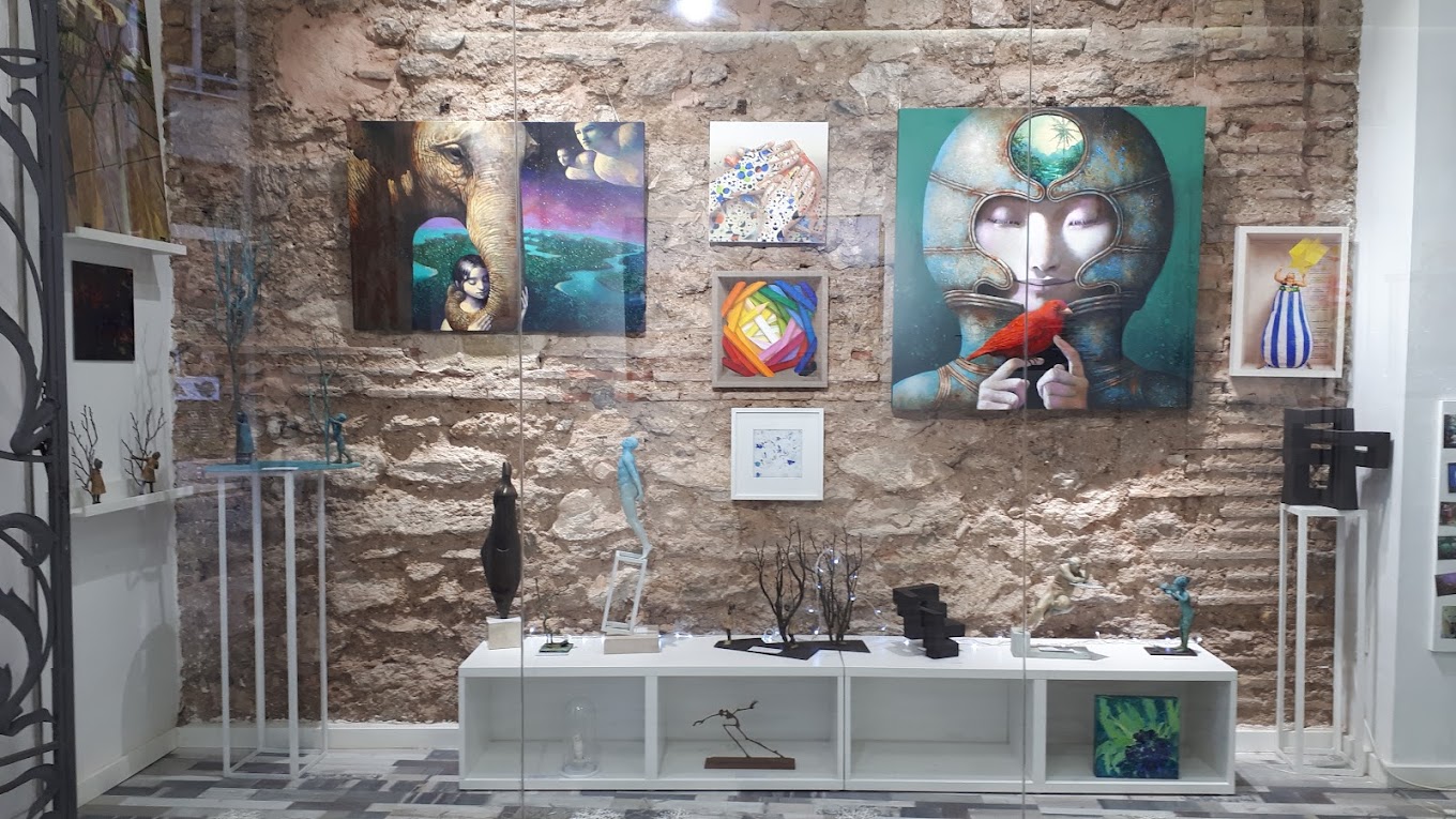 exterior-galeria-maika