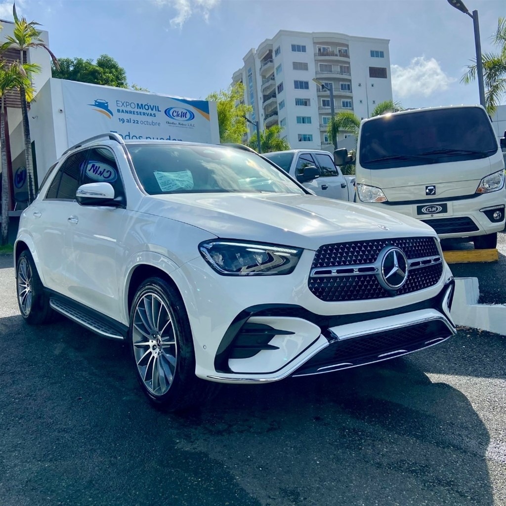 carros.charlies.dealer.mercedes.benz_.gle4matic.2025.us129.900.4