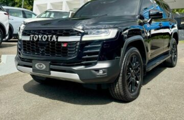 carros.charlies.dealer.toyota.landcruiser.grsport.2025.us169.900.2
